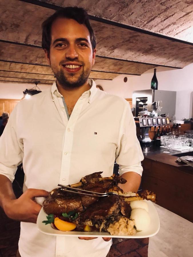 Hotel Weingut Burger Kalladorf Esterno foto